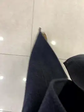 xiaoyuan01 online show from January 14, 2:17 am