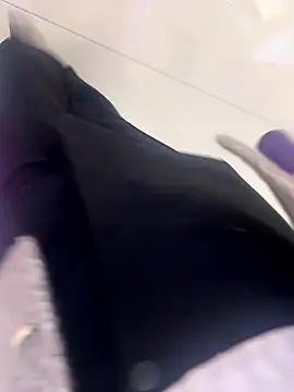 xiaoyuan01 online show from March 11, 1:33 am