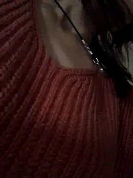 Snapshot of NikaSwan2831 chatting on October 26, 1:28 pm NikaSwan2831 online show from October 26, 1:28 pm