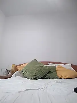 agustinalatina online show from October 13, 7:47 pm