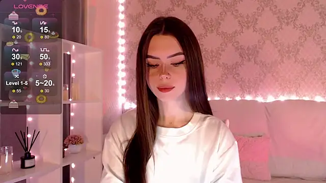 Snapshot of HolyMiax chatting on September 12, 3:17 am HolyMiax online show from September 12, 3:17 am