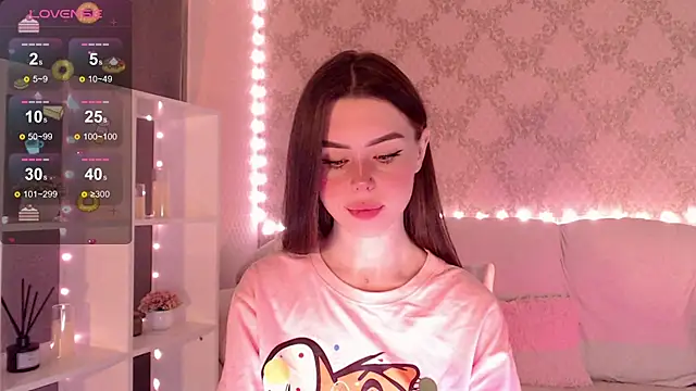 Snapshot of HolyMiax chatting on October 23, 3:50 am HolyMiax online show from October 23, 3:50 am