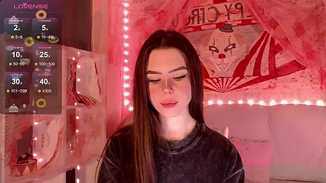 Snapshot of HolyMiax chatting on October 29, 3:53 am HolyMiax online show from October 29, 3:53 am