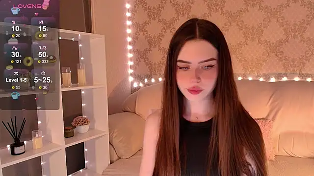 Snapshot of HolyMiax chatting on July 19, 3:32 am HolyMiax online show from July 19, 3:32 am
