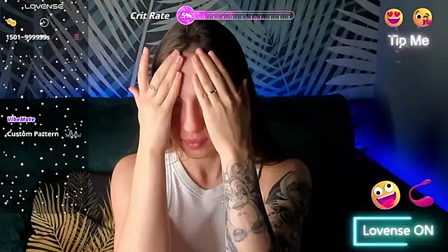 ChristyCrayme online show from February 6, 10:57 pm