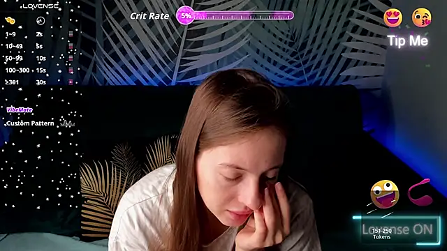 ChristyCrayme online show from February 28, 9:49 pm