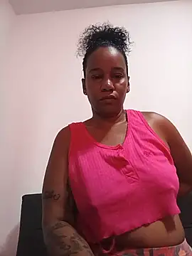 Snapshot of EbonyHorrny chatting on June 28, 1:50 pm EbonyHorrny online show from June 28, 1:50 pm
