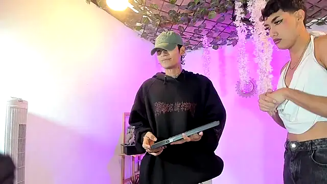 Bastian boyshot77 online show from February 24, 1:42 pm