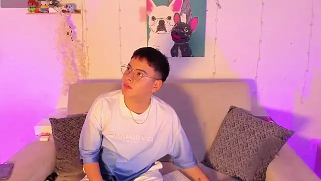 Young Ben online show from May 15, 11:23 pm