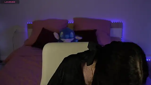 Snapshot of ReginaWine chatting on February 13, 8:32 am ReginaWine online show from February 13, 8:32 am