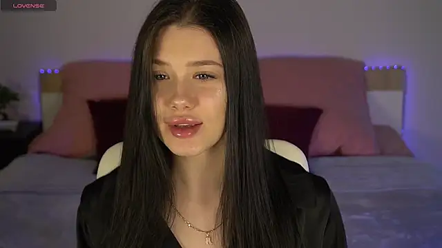 Snapshot of ReginaWine chatting on February 24, 9:29 am ReginaWine online show from February 24, 9:29 am