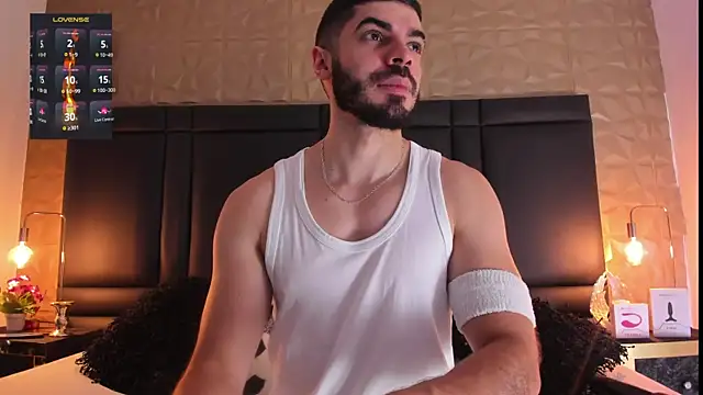 AxelThompson  online show from October 8, 11:52 am