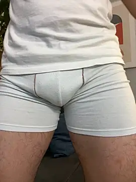 AxelThompson  online show from November 30, 11:47 am