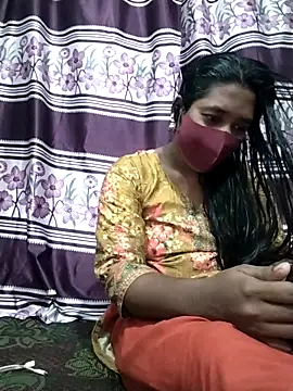 Snapshot of Rubaiya1 chatting on May 3, 10:54 am Rubaiya1 online show from May 3, 10:54 am