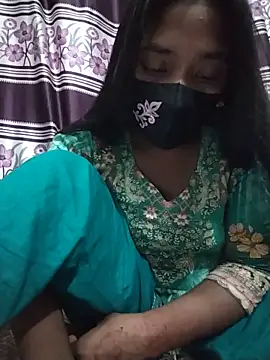 Snapshot of Rubaiya1 chatting on June 2, 8:11 pm Rubaiya1 online show from June 2, 8:11 pm