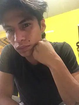 Snapshot of Ghostben chatting on September 20, 8:21 pm Ghostben online show from September 20, 8:21 pm