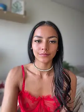 Snapshot of im-isabella chatting on July 17, 5:40 pm im-isabella online show from July 17, 5:40 pm