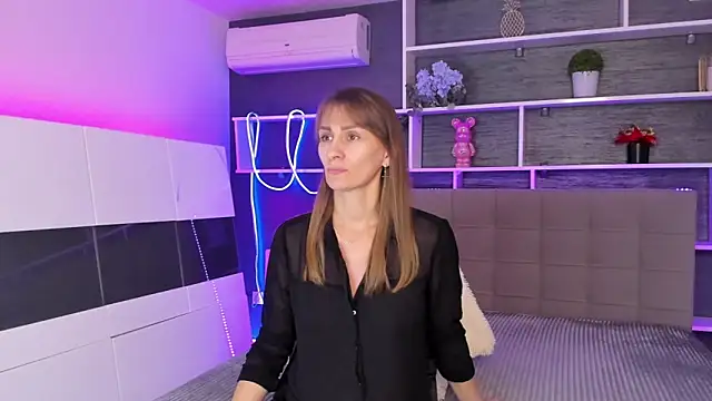 ChristyBrook online show from November 28, 7:38 pm