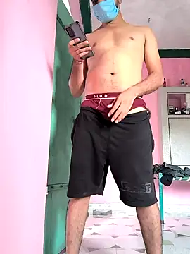 Snapshot of Riyansh_mehta chatting on October 8, 6:33 am Riyansh mehta online show from October 8, 6:33 am