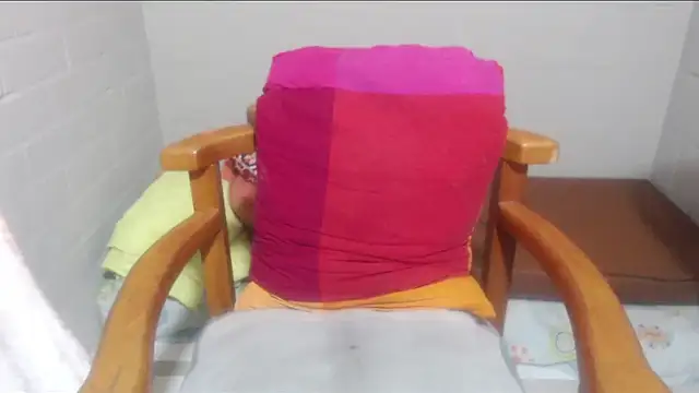 rose-crystal online show from March 15, 11:44 pm