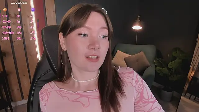 Ash Hasmy online show from October 11, 12:15 pm