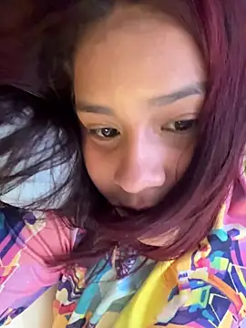 indialatin online show from December 3, 9:24 pm