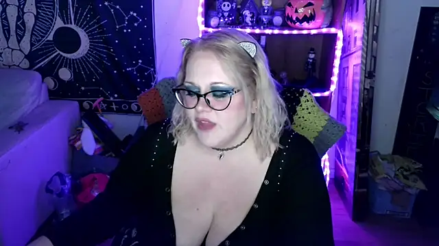 Kinky Witch online show from March 28, 4:34 am