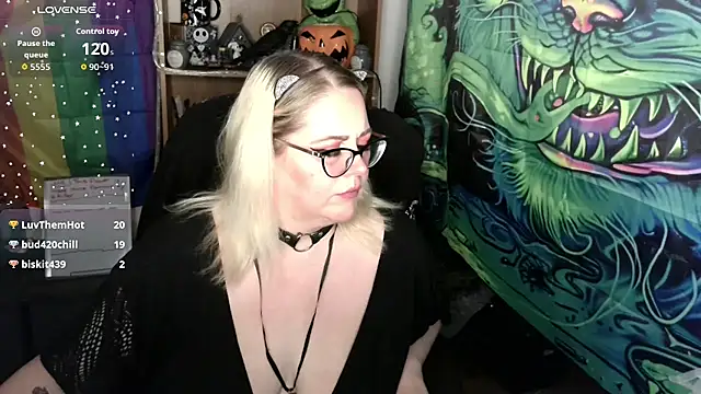 Kinky Witch online show from July 28, 4:39 pm