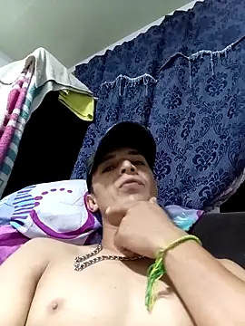 Snapshot of lacone1028 chatting on September 12, 3:06 am lacone1028 online show from September 12, 3:06 am