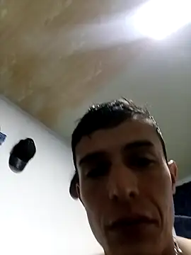 Snapshot of lacone1028 chatting on October 12, 10:42 pm lacone1028 online show from October 12, 10:42 pm