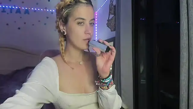 aalokitaa online show from November 13, 5:28 am