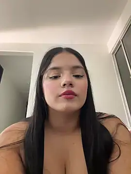 Snapshot of Hailey-Fox chatting on July 9, 1:42 am Hailey-Fox online show from July 9, 1:42 am