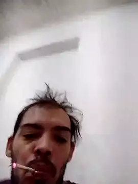 Snapshot of GuilhermeYuree chatting on June 8, 4:13 am GuilhermeYuree online show from June 8, 4:13 am