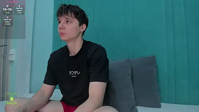 Snapshot of AnthonyHall chatting on October 10, 5:06 am AnthonyHall online show from October 10, 5:06 am