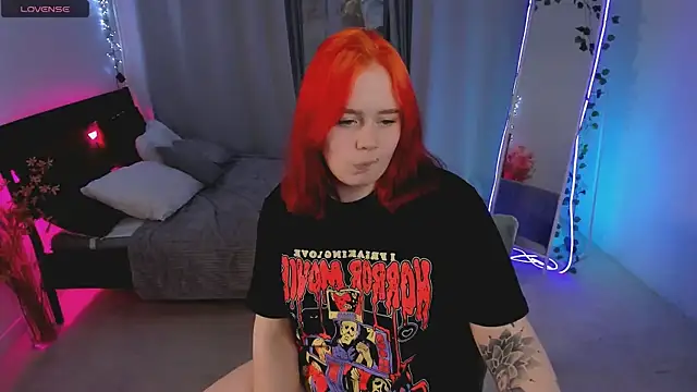 Snapshot of lunaalli chatting on March 10, 9:31 pm lunaalli online show from March 10, 9:31 pm