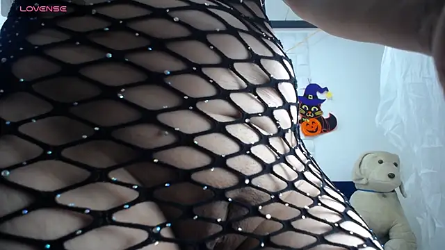 Mature Lady  online show from October 15, 7:14 pm