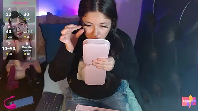 KrystalAdams online show from September 17, 1:57 pm