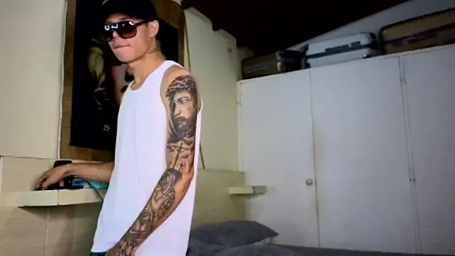 Snapshot of 777_camilo chatting on September 27, 7:41 pm 777 camilo online show from September 27, 7:41 pm