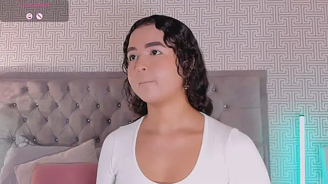 Snapshot of Evaa_Lunna_ chatting on June 17, 7:37 pm Evaa Lunna online show from June 17, 7:37 pm