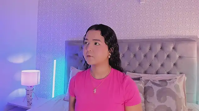 Snapshot of Evaa_Lunna_ chatting on July 23, 9:35 pm Evaa Lunna online show from July 23, 9:35 pm