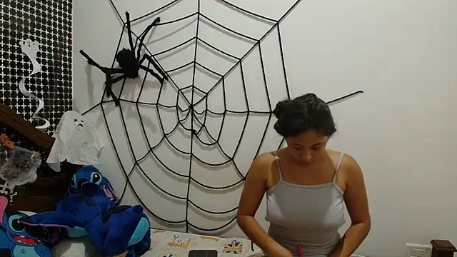 Aria Arthur online show from October 29, 1:30 am