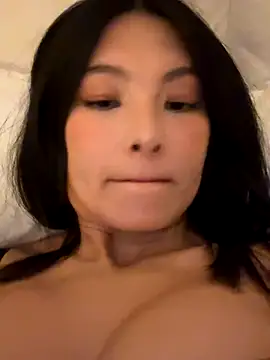 Snapshot of Ninazhang chatting on October 21, 1:50 am Ninazhang online show from October 21, 1:50 am