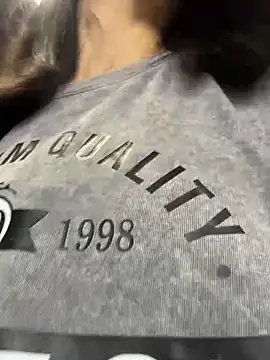 Ninazhang online show from December 19, 1:56 am