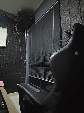 jacobs shelby online show from February 14, 1:57 am