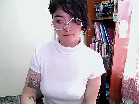 Snapshot of Came-II chatting on July 10, 1:36 pm Came-II online show from July 10, 1:36 pm