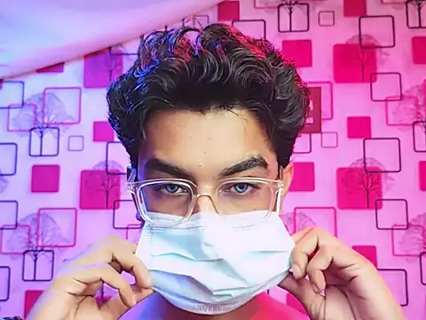 ChiseledCharm online show from October 31, 6:20 pm