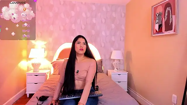 isabella milf  online show from March 7, 7:11 pm