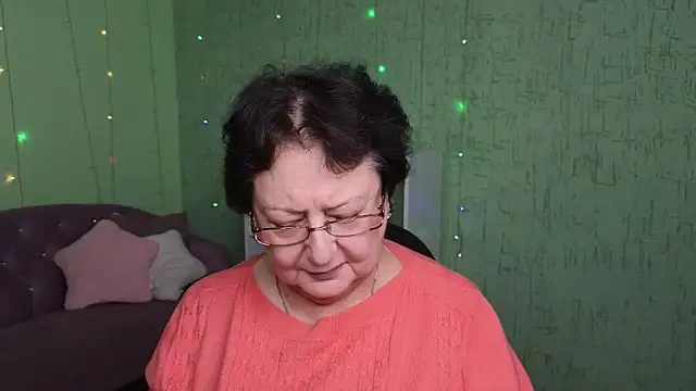 Snapshot of Margo_Moll chatting on November 22, 6:23 am Margo Moll online show from November 22, 6:23 am