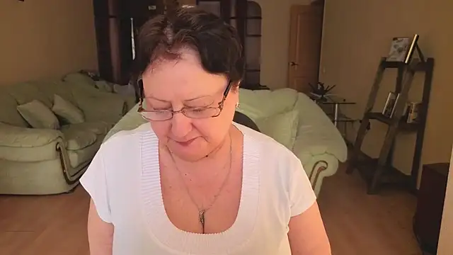 Margo Moll online show from March 7, 9:28 am