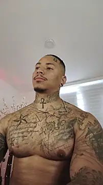 Snapshot of David_tatto1 chatting on November 30, 7:07 pm David tatto1 online show from November 30, 7:07 pm